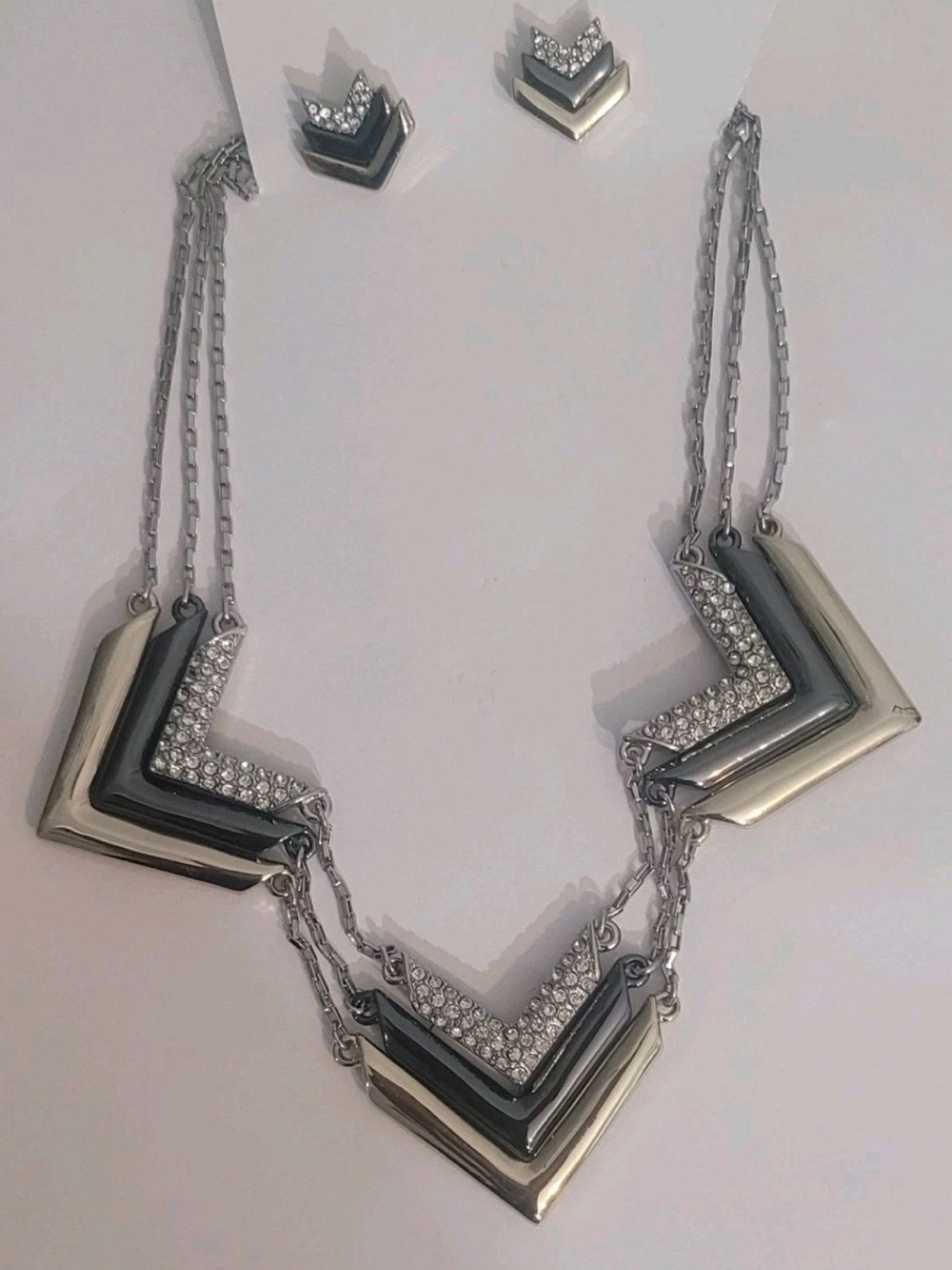 White House Black Market Chevron Necklace & Earring Set Silver Gold Black